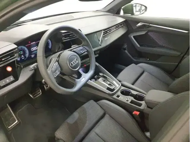 Gebraucht Audi A3 S-Line 204 PS (150 kW) 2025 Grün Limousine