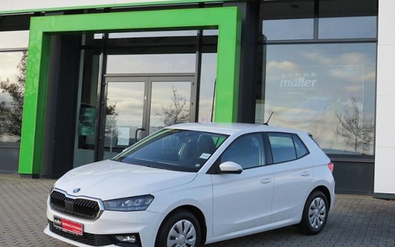Gebraucht Skoda Fabia Selection 80 PS (58 kW) 2024 Weiß (candyweiss) Limousine
