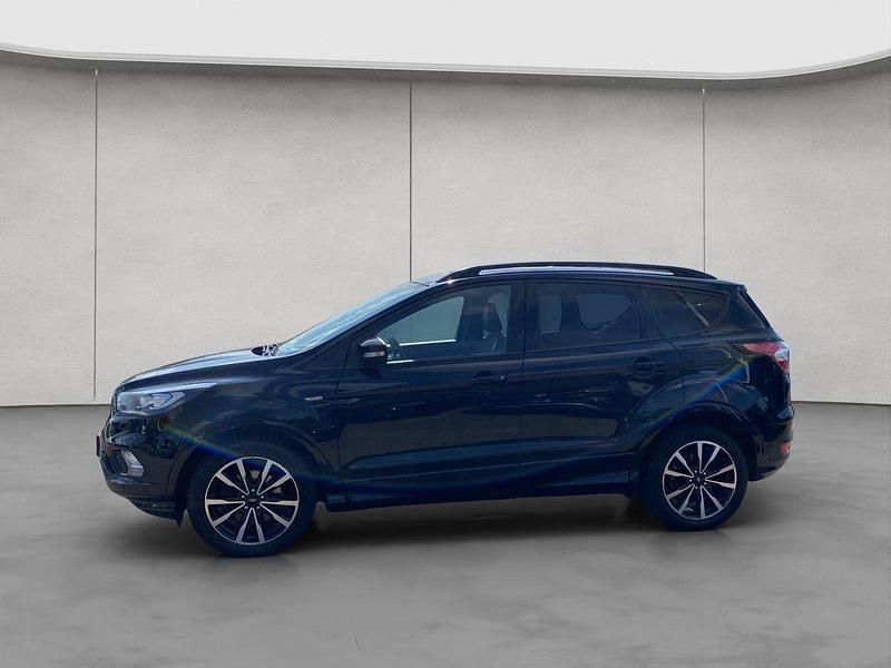 Gebraucht Ford Kuga ST-Line 179 PS (131 kW) 2019 Schwarz SUV