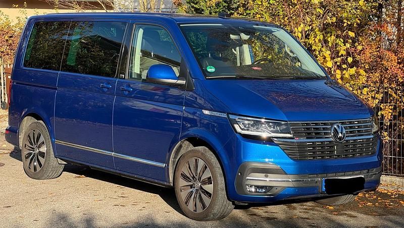 Gebraucht VW Multivan Comfortline 204 PS (150 kW) 2022 Blau Van