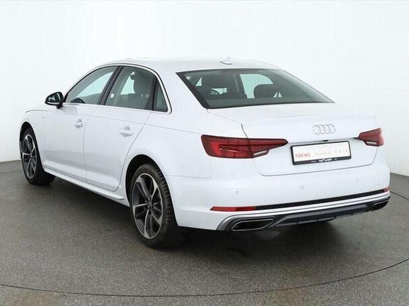 Gebraucht Audi A4 S-Line 190 PS (139 kW) 2019 Weiß Limousine