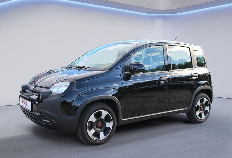 Schwarz Gebraucht 2023 Fiat Panda Cross Cross Kleinwagen | 11.490 € (Fairer Preis) - Bild 1/4