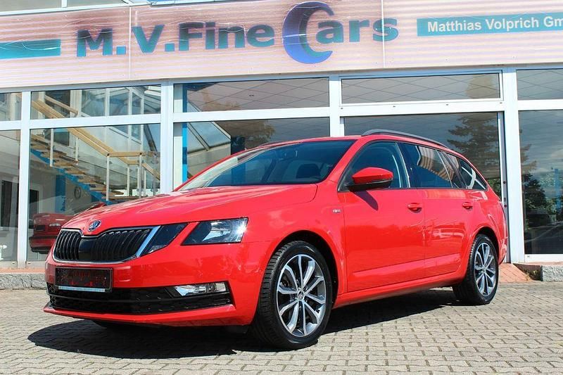 Rot Gebraucht 2019 Skoda Octavia Soleil Limousine | 18.500 € (Fairer Preis) - Bild 1/4