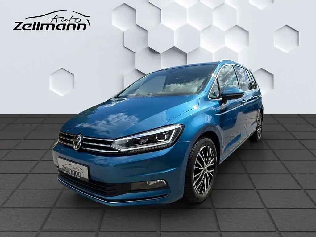 Gebraucht VW Touran Highline 150 PS (110 kW) 2023 Van / Kleinbus