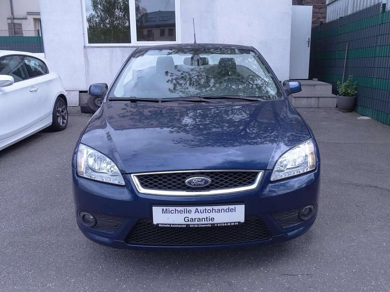 Blau Gebraucht 2007 Ford Focus Cabriolet Titanium Cabrio | 3.500 € (Fairer Preis) - Bild 1/4