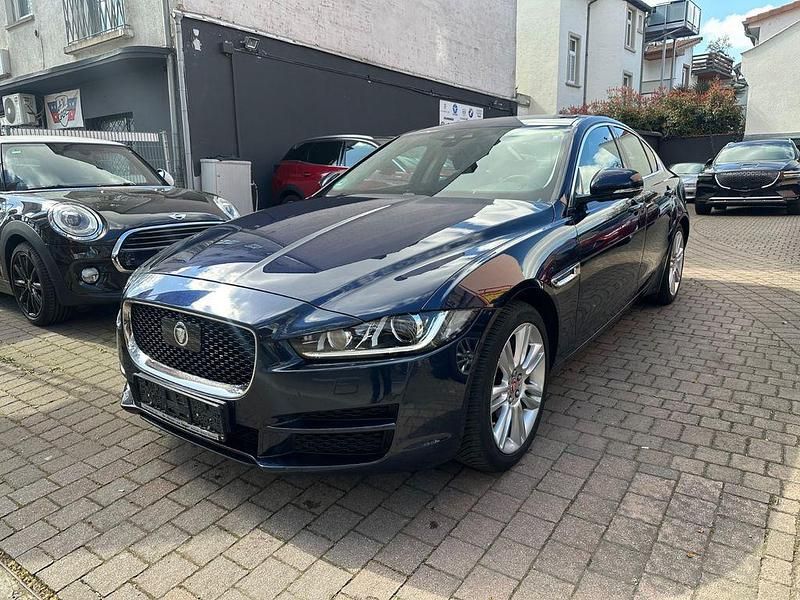 Gebraucht Jaguar XE 250 PS (183 kW) 2017 Blau Limousine