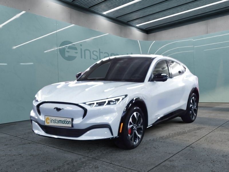 Weiß Gebraucht 2023 Ford Mustang Mach-E SUV | 43.296 € - Bild 1/4