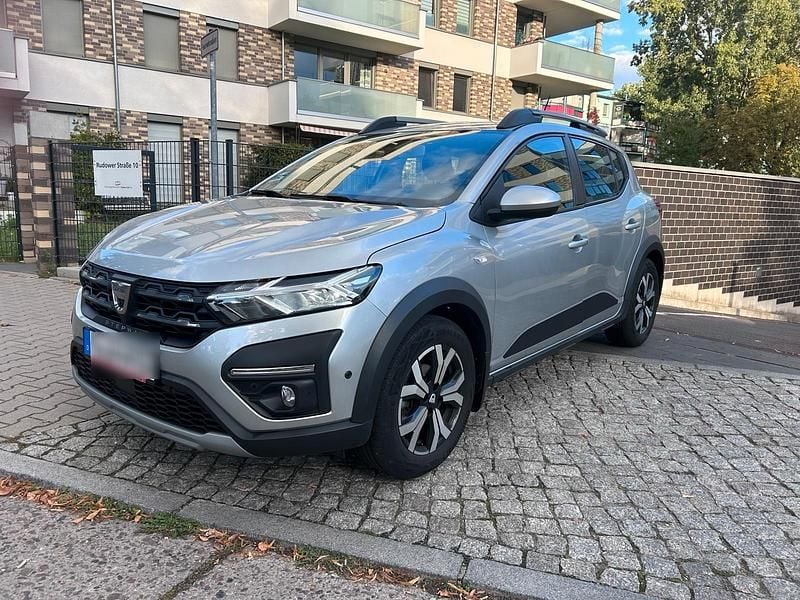 Gebraucht Dacia Sandero 101 PS (74 kW) 2021 Grau Limousine