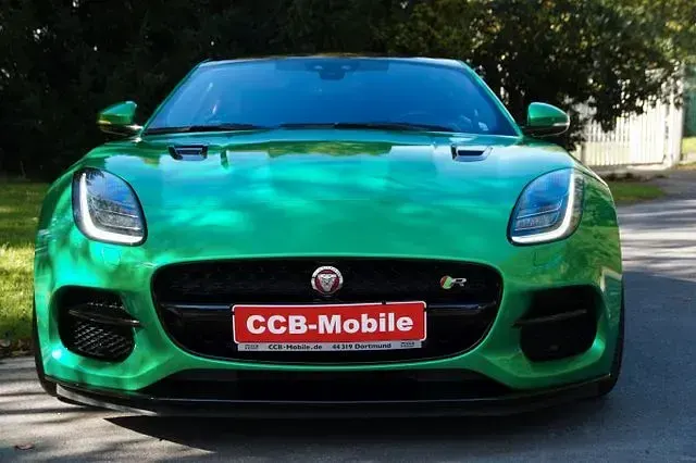 Gebraucht Jaguar F-Type R 551 PS (405 kW) 2019 Grün (grün met folie) Coupé