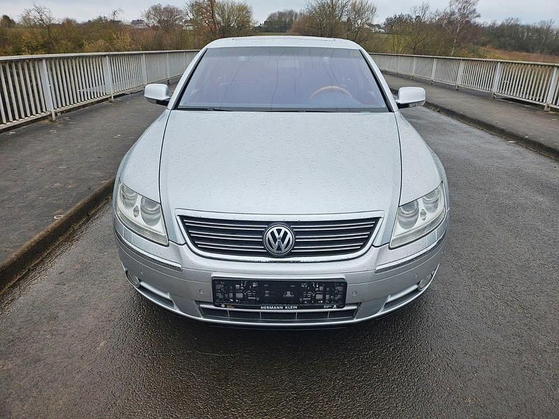 Usata VW Phaeton 224 CV (164 kW) 2006 Argento Berlina