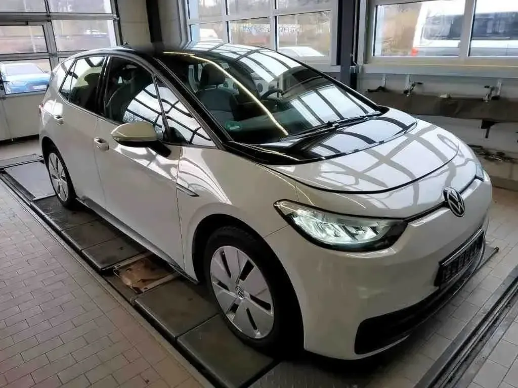 Usata VW ID.3 Pure 110 kW (150 CV) 2022 Bianco Utilitaria