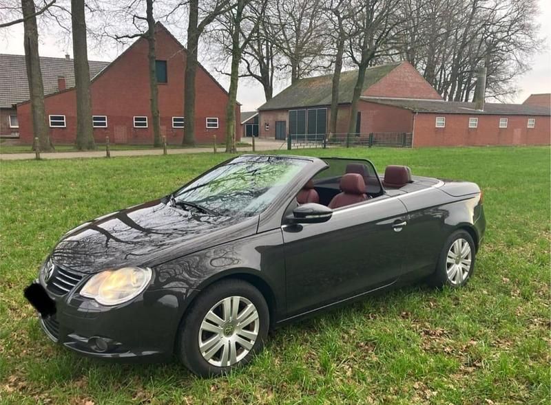 Gebraucht VW Eos 160 PS (117 kW) 2010 Braun Cabrio