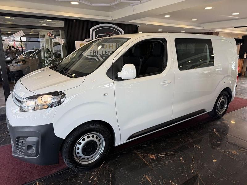 Usata Citroën Jumpy 144 CV (105 kW) 2022 Bianco Monovolume