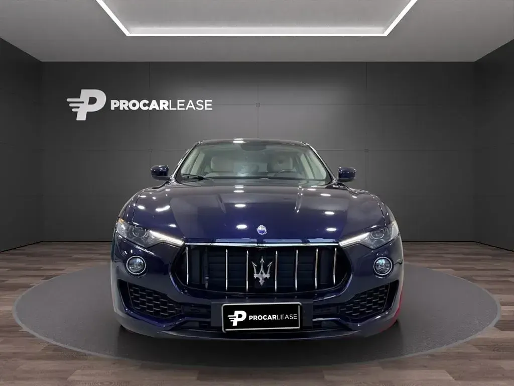 Gebraucht Maserati Levante 430 PS (316 kW) 2017 Blau SUV