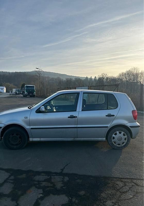 Gebraucht VW Polo 75 PS (55 kW) 2000 Silber Kleinwagen