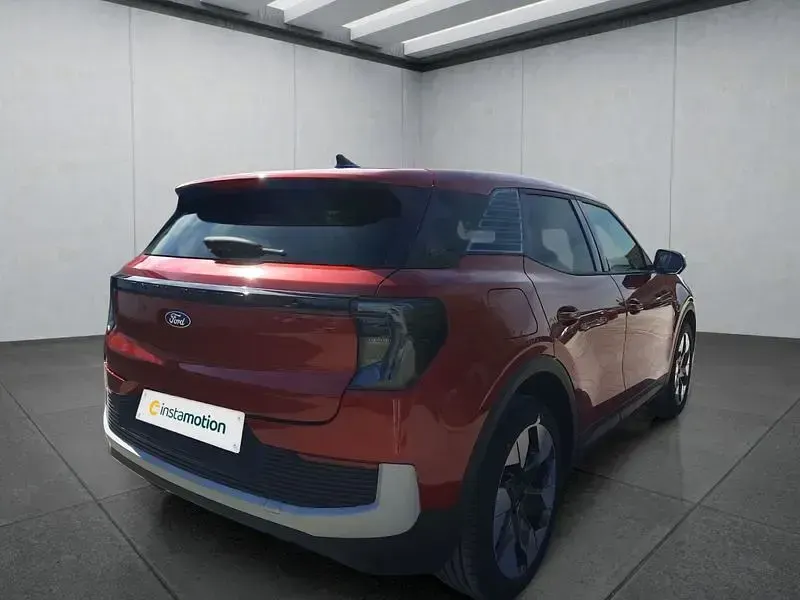 Neu Ford Explorer 125 kW (170 PS) 2026 Rot SUV