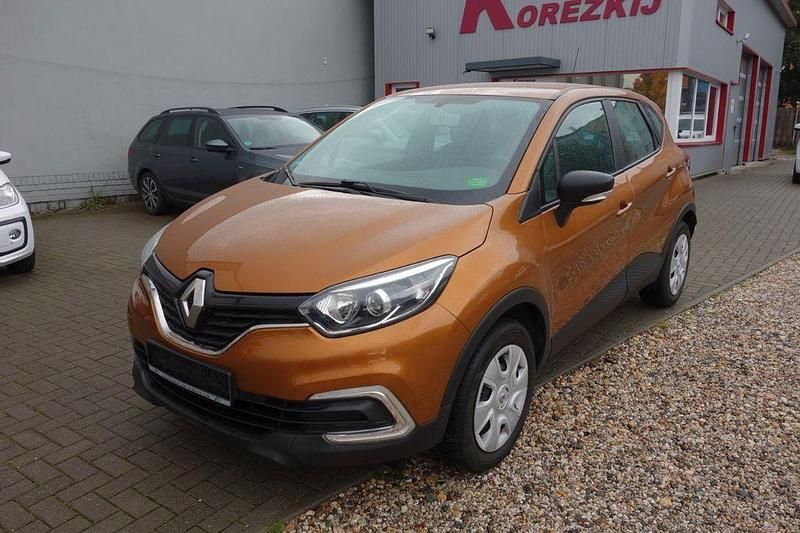 Orange Gebraucht 2017 Renault Captur Life SUV | 8.689 € (Guter Preis) - Bild 1/4