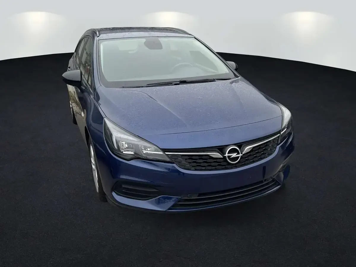 Gebraucht Opel Astra Edition 110 PS (80 kW) 2021 Nautic blau Kombi