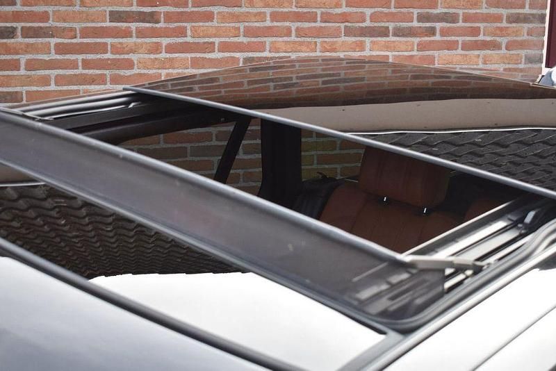 Gebraucht Land Rover Range Rover Autobiography 258 PS (189 kW) 2017 Schwarz SUV