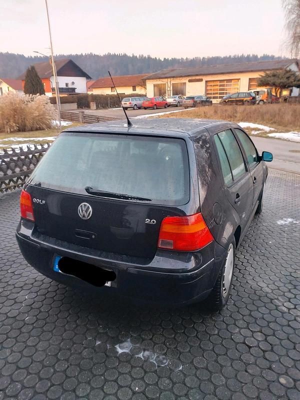 Gebraucht VW Golf IV 115 PS (84 kW) 2000 Schwarz Kleinwagen