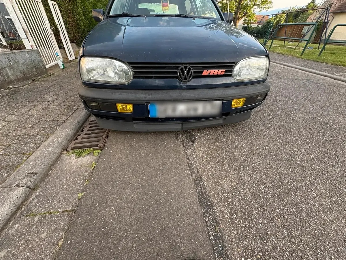 Gebraucht VW Golf III 90 PS (66 kW) 1992 Blau Kleinwagen