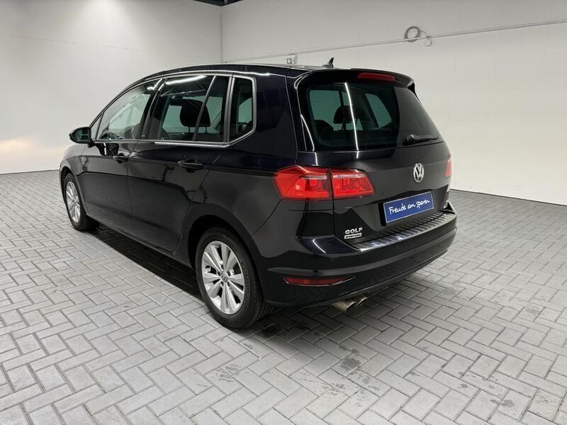 Gebraucht VW Golf Sportsvan 125 PS (91 kW) 2016 Schwarz Van / Kleinbus