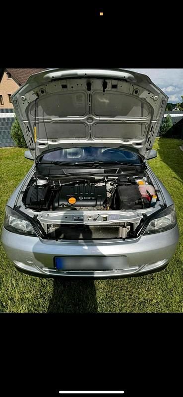 Grau Gebraucht 2005 Opel Astra Cabriolet Cabrio | 2.600 € (Fairer Preis) - Bild 1/4