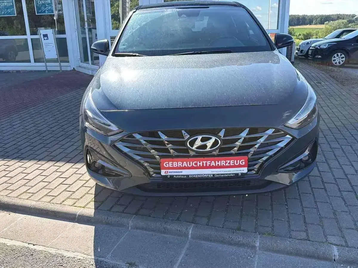 Gebraucht Hyundai i30 160 PS (117 kW) 2024 Dark teal Limousine
