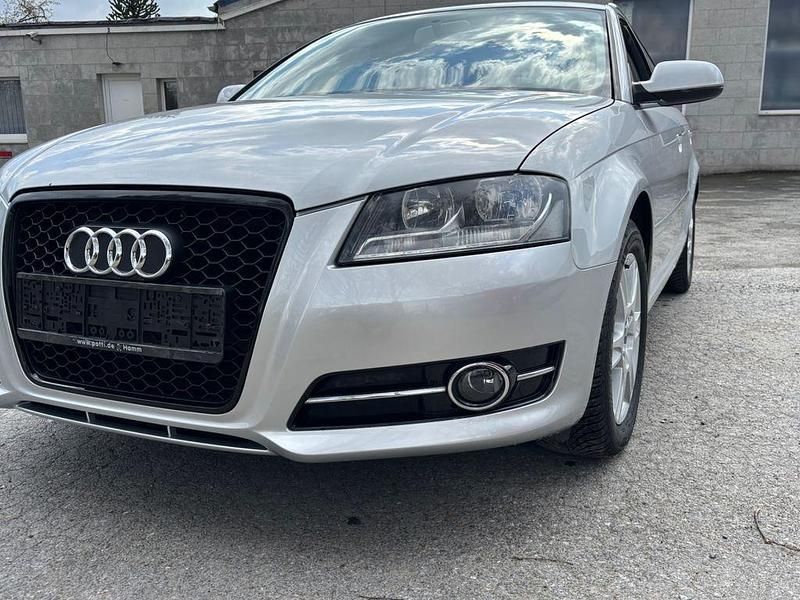 Gebraucht Audi A3 Ambition 105 PS (77 kW) 2012 Silber Kleinwagen
