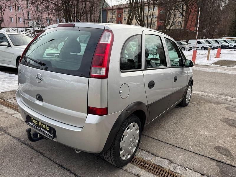 Gebraucht Opel Meriva Enjoy 87 PS (63 kW) 2004 Silber Van / Kleinbus