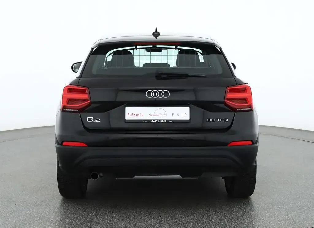 Gebraucht Audi Q2 Ambiente 116 PS (85 kW) 2019 Schwarz SUV