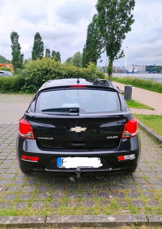 Gebraucht Chevrolet Cruze 140 PS (102 kW) 2012 Schwarz Limousine