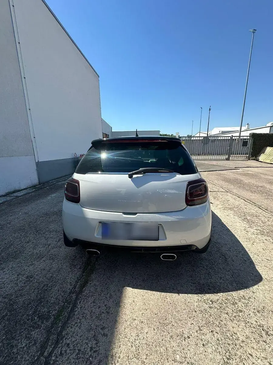 Gebraucht Citroën DS3 165 PS (121 kW) 2015 Weiß Kleinwagen