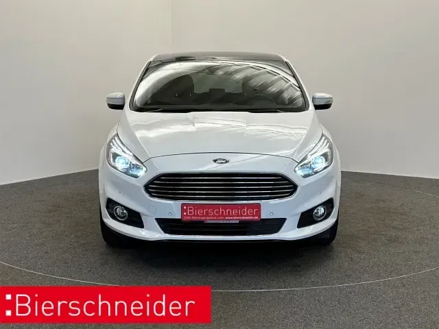 Occasion Ford S-MAX Titanium 239 ch (175 kW) 2018 Blanc Monospace