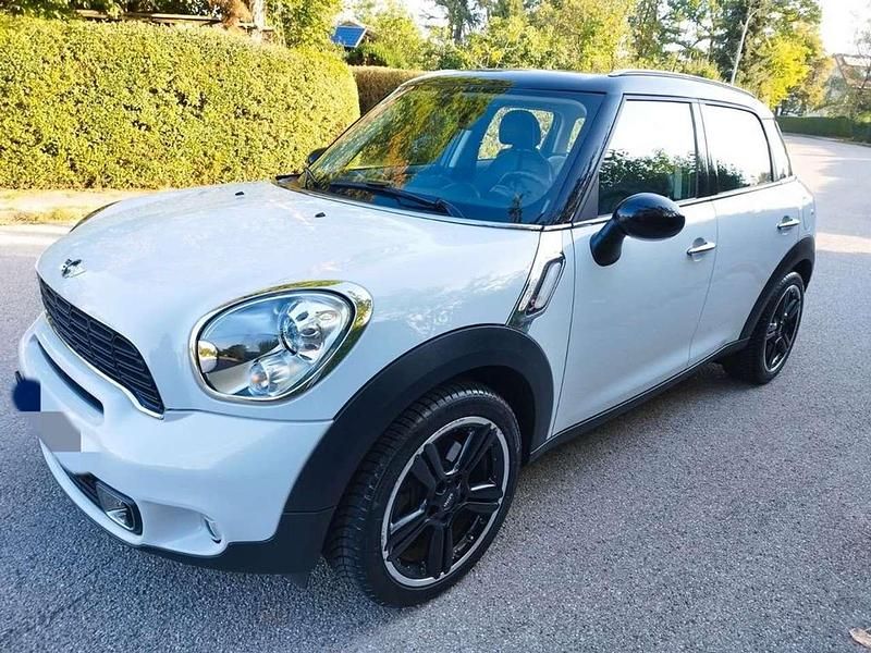 Weiß Gebraucht 2012 Mini Cooper S Countryman SUV | 13.700 € - Bild 1/4