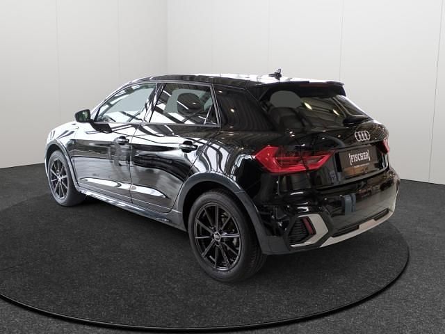 Gebraucht Audi A1 Basis 116 PS (85 kW) 2025 Schwarz Limousine