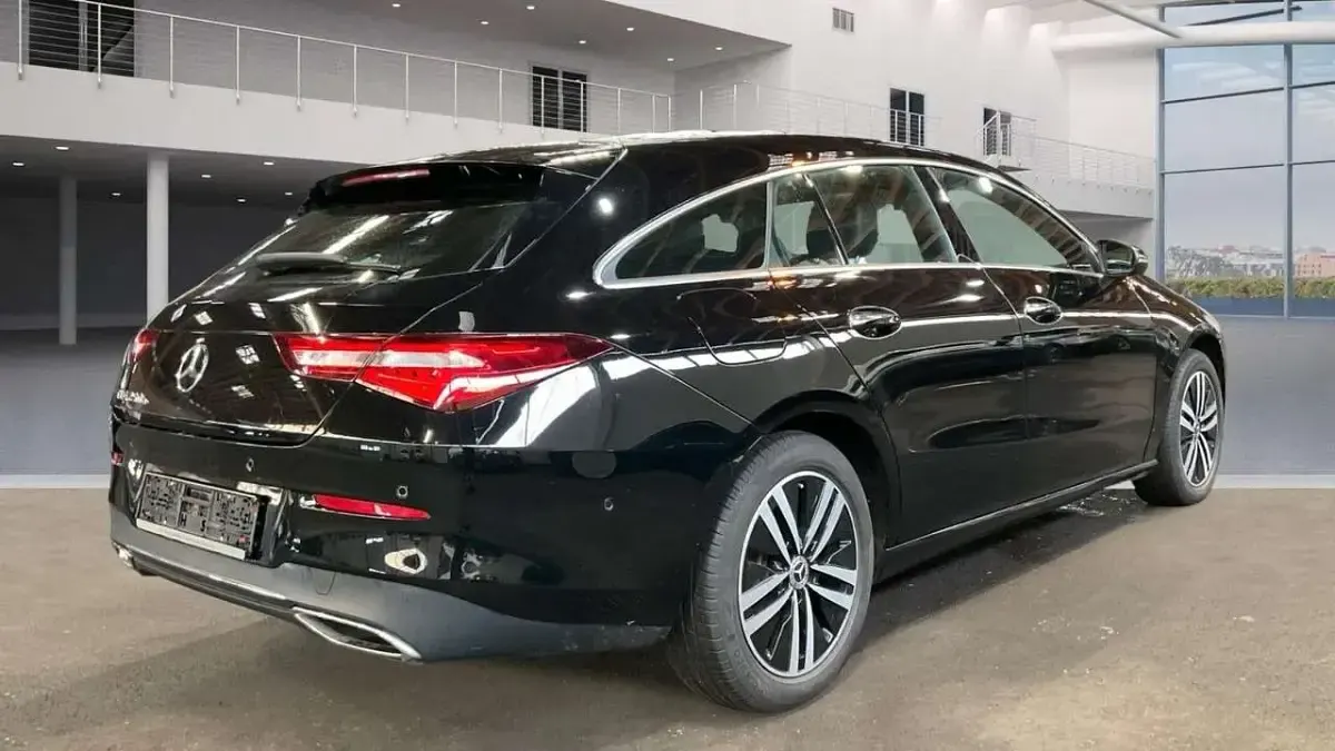 Gebraucht Mercedes CLA250 160 PS (117 kW) 2021 Nachtschwarz Limousine