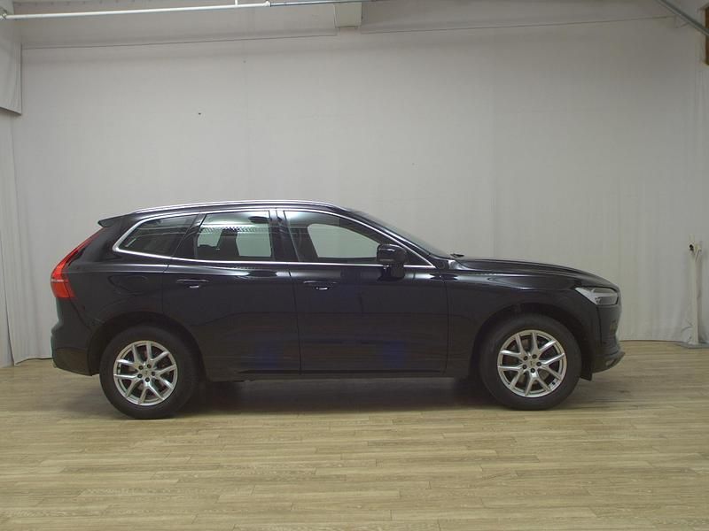 Schwarz Gebraucht 2021 Volvo XC60 Momentum SUV | 24.980 € (Guter Preis) - Bild 1/4