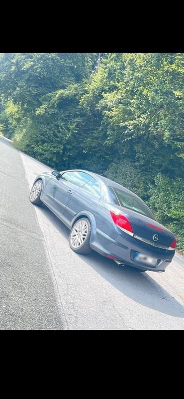 Gebraucht Opel Astra Cabriolet 140 PS (102 kW) 2008 Blau Cabrio