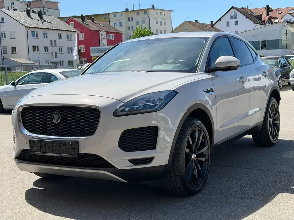 Second-hand Jaguar E-Pace 150 CP (110 kW) 2018 Gri SUV