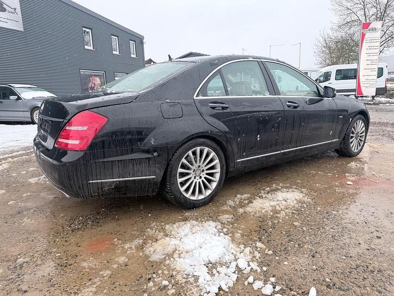 Gebraucht Mercedes S350 306 PS (225 kW) 2011 Schwarz Limousine