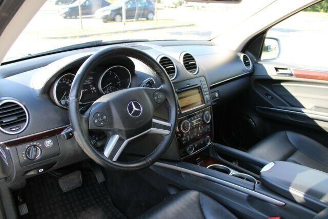 Gebraucht Mercedes GL500 388 PS (285 kW) 2009 Silber metallic SUV