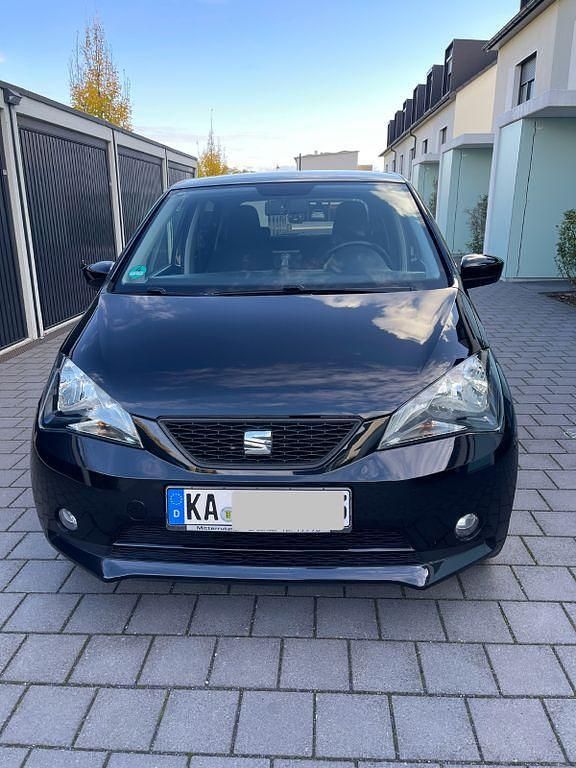 Schwarz Gebraucht 2014 Seat Mii I-Tech Kleinwagen | 6.200 € (Fairer Preis) - Bild 1/4