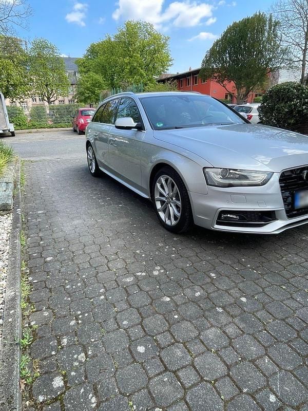 Second-hand Audi A4 S-Line 177 CP (130 kW) 2013 Argintiu Break