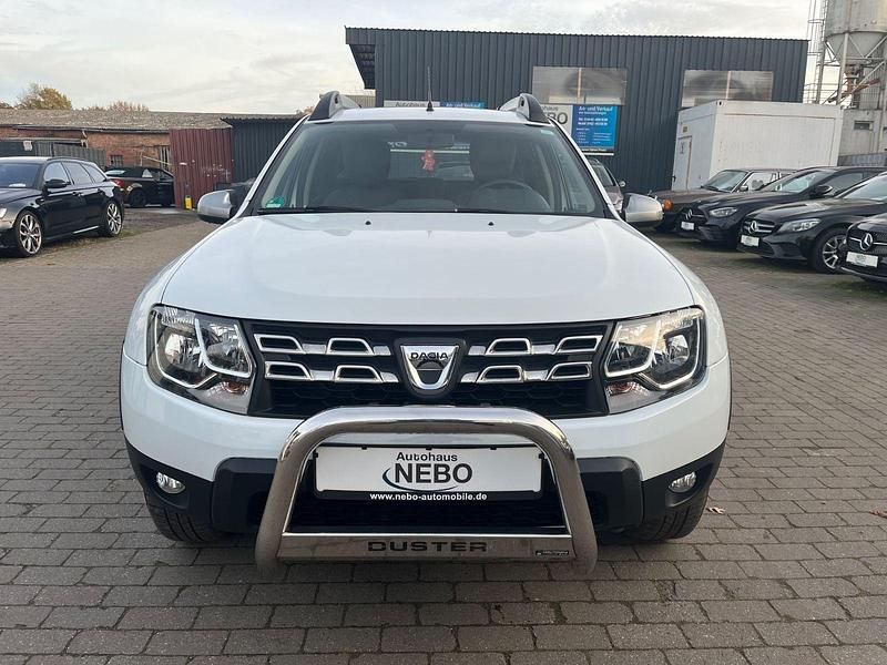 Gebraucht Dacia Duster Prestige 114 PS (83 kW) 2017 Weiß SUV