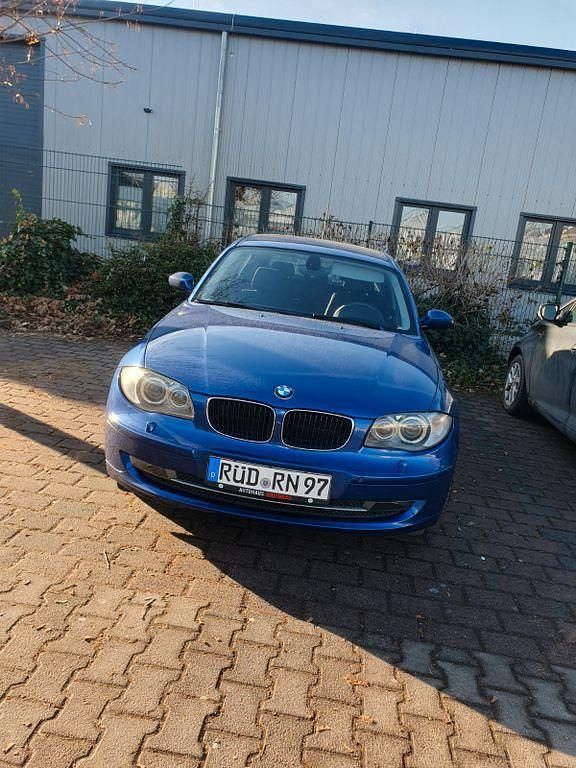 Gebraucht BMW 116 Sport Line 122 PS (89 kW) 2008 Blau Kleinwagen