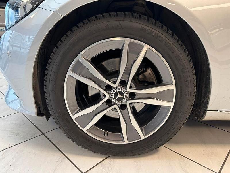 Gebraucht Mercedes C220 194 PS (142 kW) 2019 Iridiumsilber Kombi