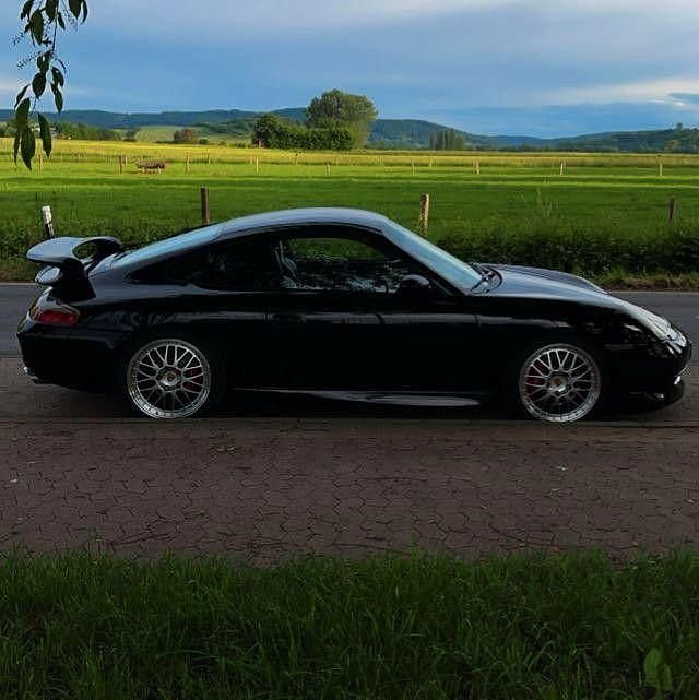 Gebraucht Porsche 911 Carrera 300 PS (220 kW) 2000 Schwarz Coupé