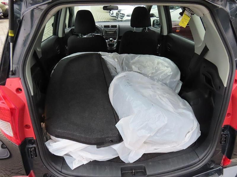 Gebraucht Subaru Trezia Active 99 PS (72 kW) 2012 Schwarz Kleinwagen