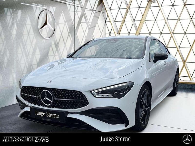 Unilack polarweiß Gebraucht 2024 Mercedes CLA200 AMG Coupé | 35.299 € (Guter Preis) - Bild 1/3